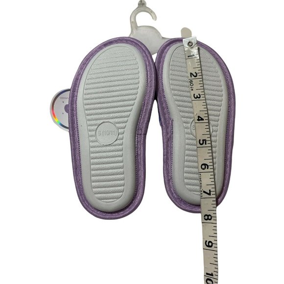 🐶Girl’s Slippers Size S(10-11)VIP Tie Dye Lilac Faux Fur with nail polish - Picture 10 of 12